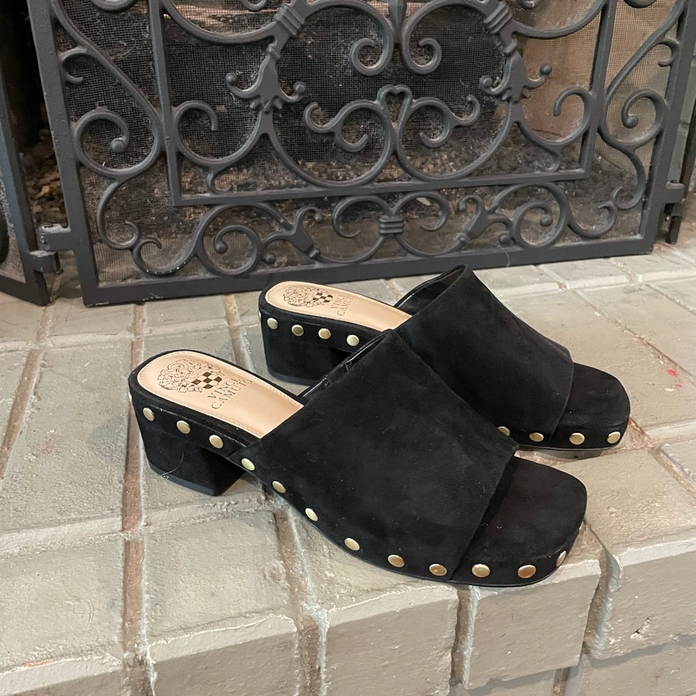 VINCE CAMUTO MULES